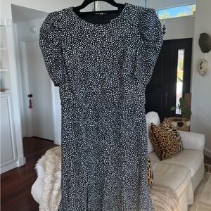 Express blue, black& White ruched Sleeve Dress
